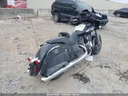 Indian Motorcycle Co. Chieftain 3