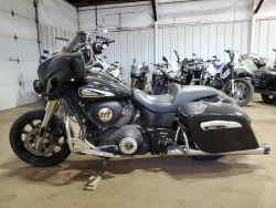 Indian Motorcycle Co. Chieftain 1