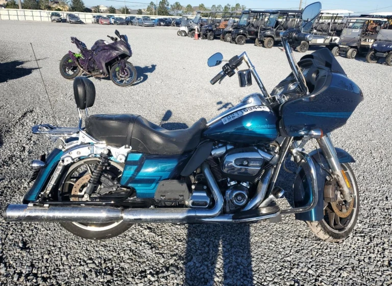 Harley-Davidson FLTRX, Road Glide