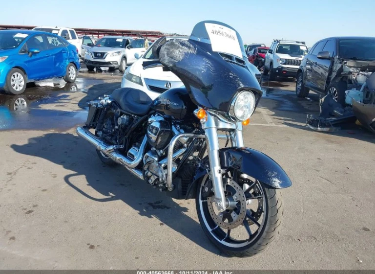 Harley-Davidson FLHX, Street Glide