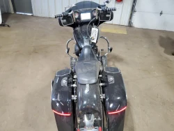 Indian Motorcycle Co. Chieftain 4