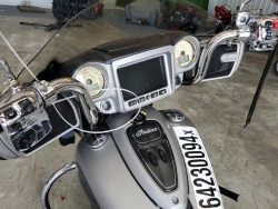 Indian Motorcycle Co. Chieftain 6