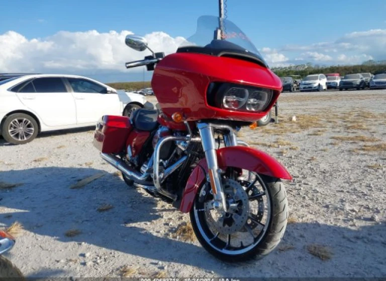 Harley-Davidson FLTRX, Road Glide